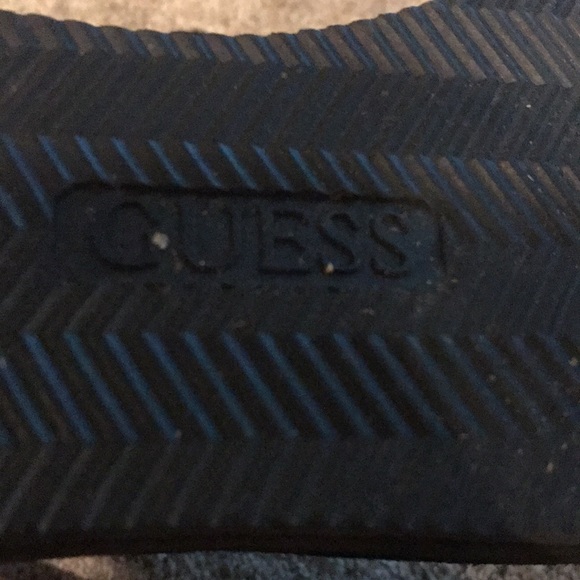 Guess fur boots - Picture 3 of 5